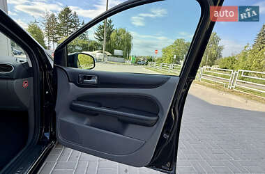 Універсал Ford Focus 2011 в 