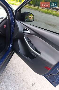 Универсал Ford Focus 2012 в 