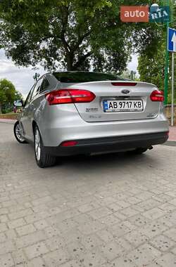 Седан Ford Focus 2016 в 