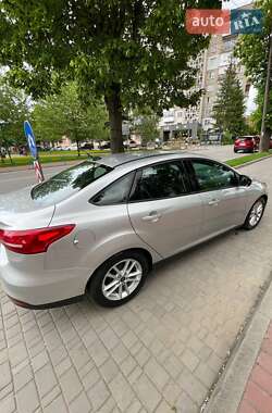 Седан Ford Focus 2016 в 