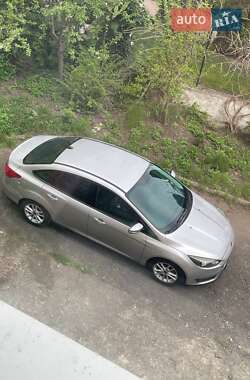 Седан Ford Focus 2016 в 