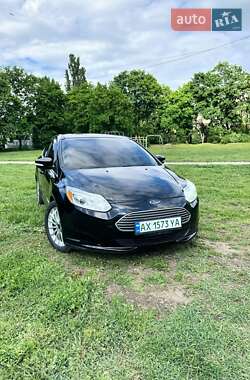 Хэтчбек Ford Focus 2014 в Харькове