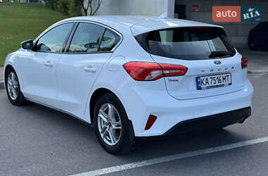 Хэтчбек Ford Focus 2018 в 