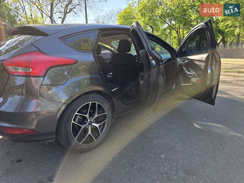 Седан Ford Focus 2017 в Одессе