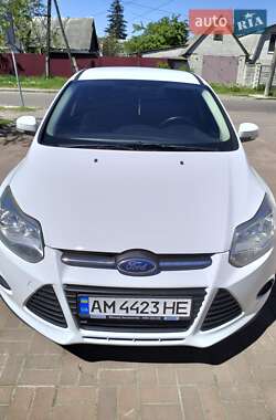 Седан Ford Focus 2014 в 