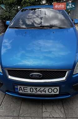 Хэтчбек Ford Focus 2004 в Днепре