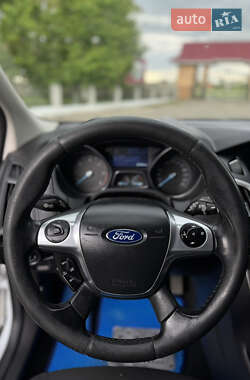 Универсал Ford Focus 2014 в 