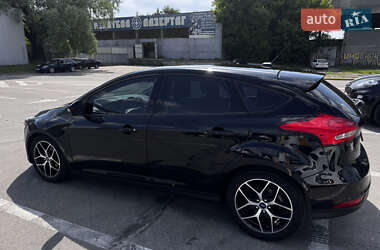 Хетчбек Ford Focus 2017 в 