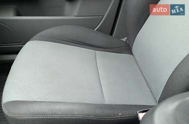 Седан Ford Focus 2010 в 