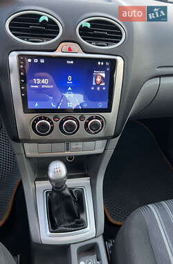 Хэтчбек Ford Focus 2008 в 