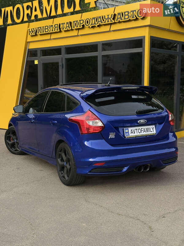 Хетчбек Ford Focus 2013 в Києві