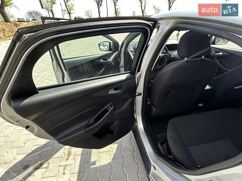 Хетчбек Ford Focus 2015 в Білогородці