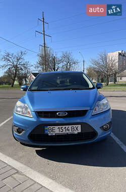 Хэтчбек Ford Focus 2010 в Николаеве