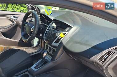 Седан Ford Focus 2014 в 