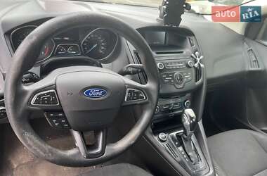 Седан Ford Focus 2015 в 
