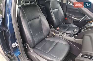 Седан Ford Focus 2011 в 