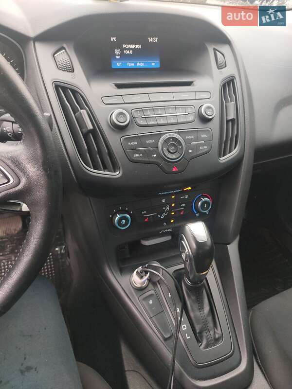 Седан Ford Focus 2016 в Киеве