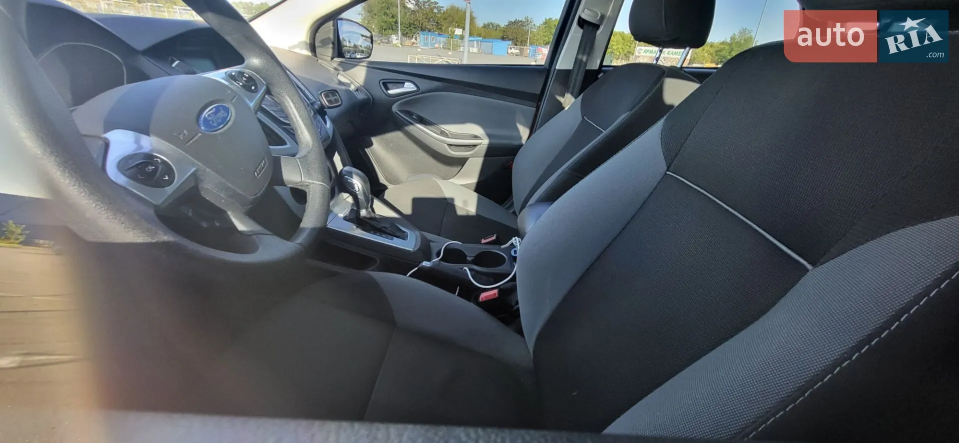 Ford Focus 2014 VIN 1FADP3K22EL462813 фото оголошення 5 з 6