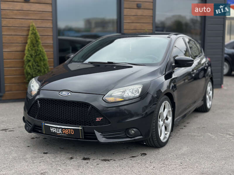 Хэтчбек Ford Focus 2014 в 