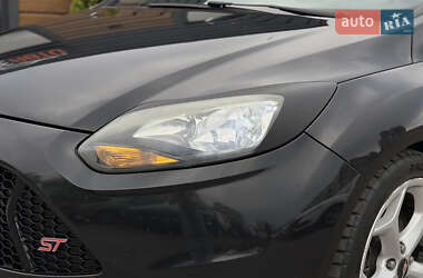 Хэтчбек Ford Focus 2014 в 