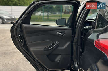 Хэтчбек Ford Focus 2014 в 