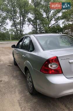Седан Ford Focus 2008 в 