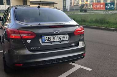 Седан Ford Focus 2015 в 