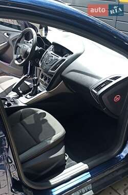 Универсал Ford Focus 2011 в 