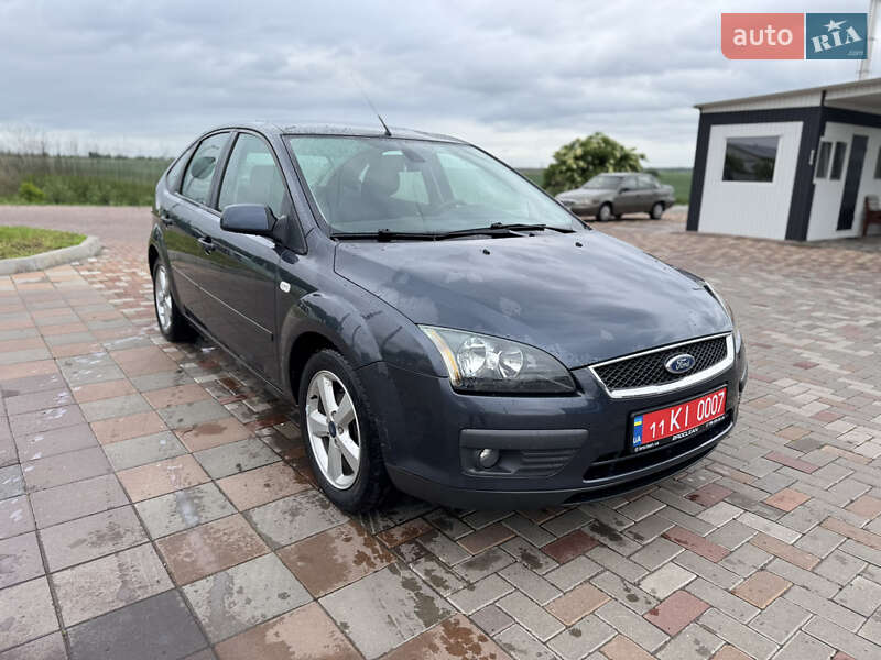 Хэтчбек Ford Focus 2007 в 