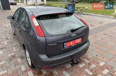 Хэтчбек Ford Focus 2007 в 