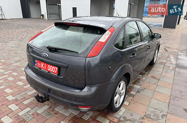 Хэтчбек Ford Focus 2007 в 