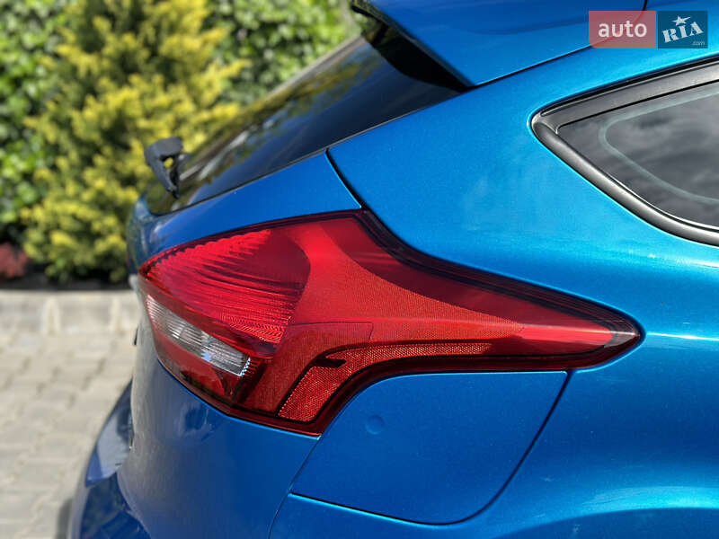 Хэтчбек Ford Focus 2015 в Одессе