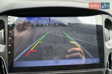 Хетчбек Ford Focus 2014 в 