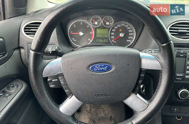 Седан Ford Focus 2006 в 