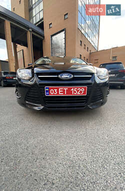 Универсал Ford Focus 2013 в 