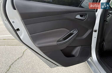 Универсал Ford Focus 2013 в 