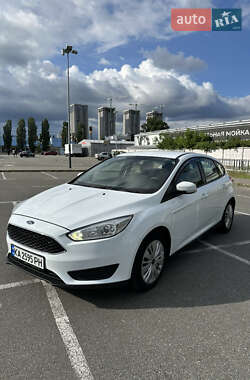 Хэтчбек Ford Focus 2017 в 