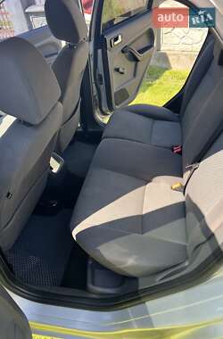 Хетчбек Ford Focus 2007 в 