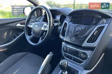 Универсал Ford Focus 2012 в 