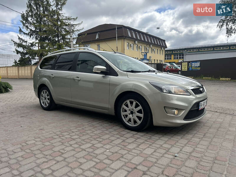 Универсал Ford Focus 2010 в Ровно