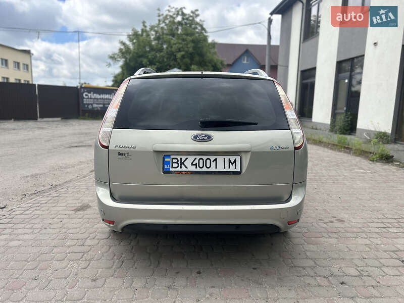 Универсал Ford Focus 2010 в Ровно