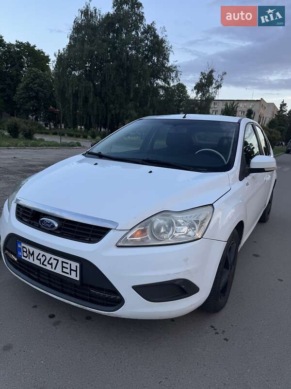 Хэтчбек Ford Focus 2008 в 