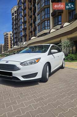 Седан Ford Focus 2016 в 