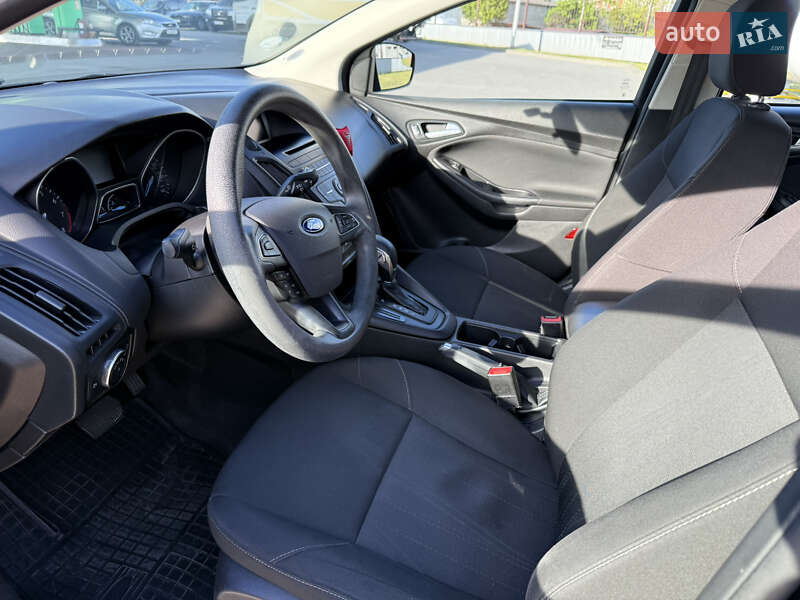 Седан Ford Focus 2016 в Киеве