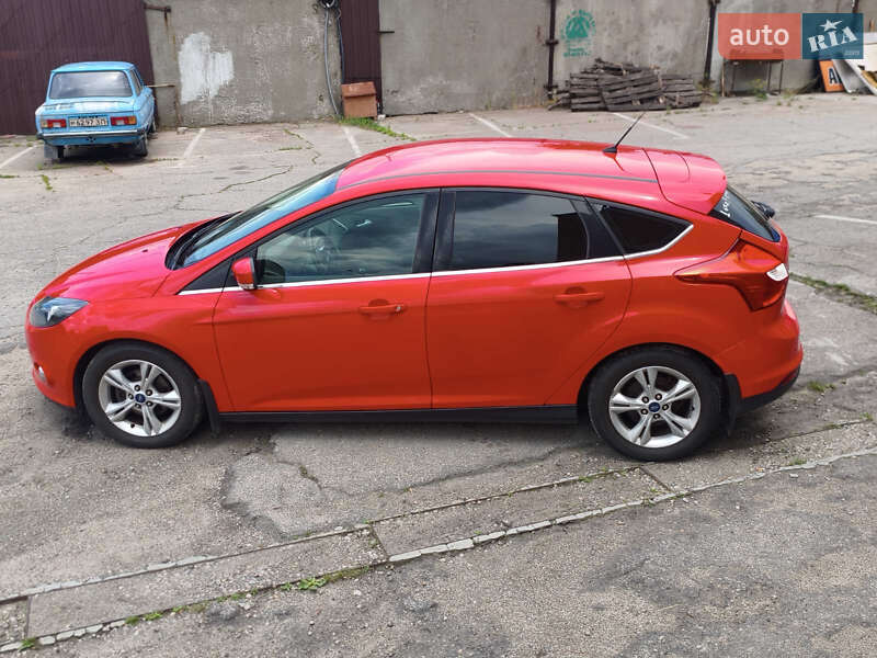 Хетчбек Ford Focus 2014 в Запоріжжі