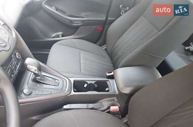 Седан Ford Focus 2017 в 