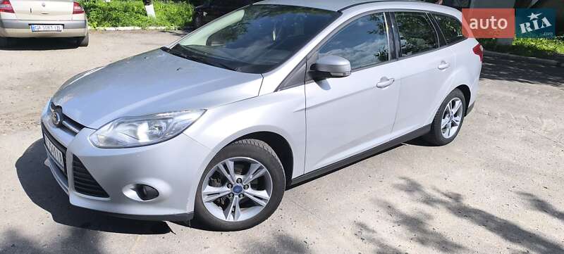Универсал Ford Focus 2014 в Хороле