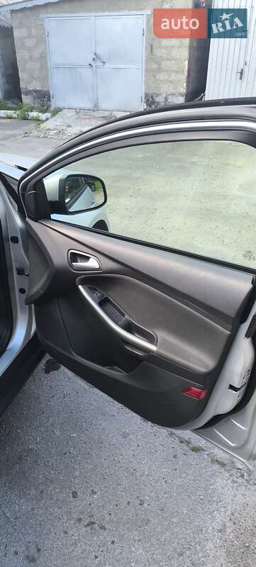 Универсал Ford Focus 2014 в Хороле