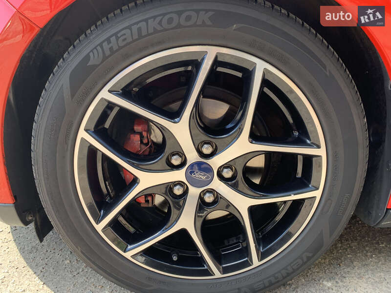 Седан Ford Focus 2017 в Шостке