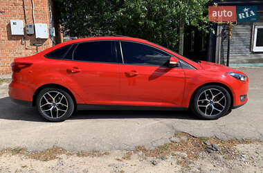 Седан Ford Focus 2017 в 